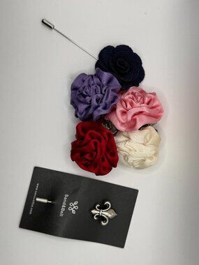 5 Lapel Roses and One Lapel Pin